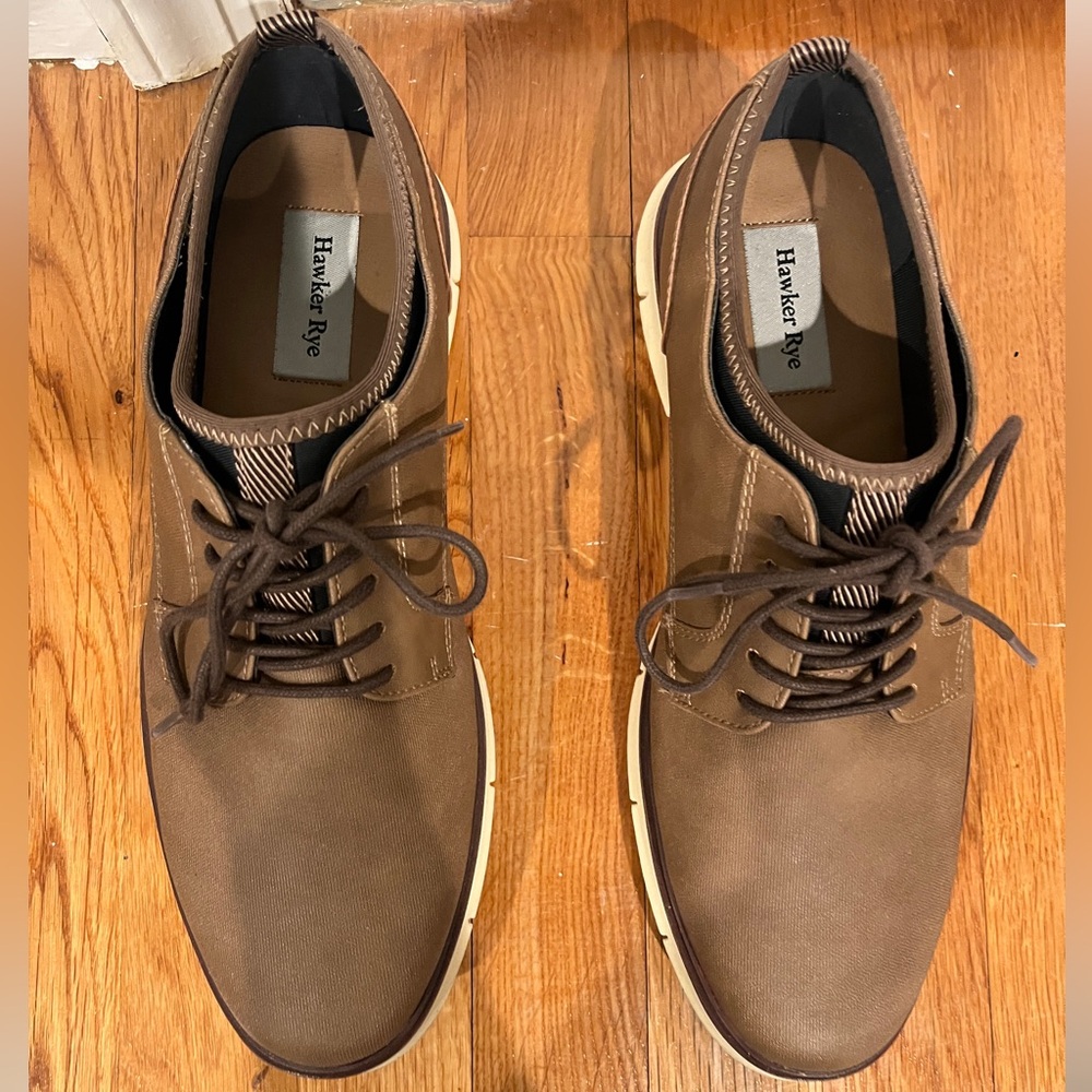 Men's Size 9.5 Hawker Rye Brown Casual Shoes. Worn once.